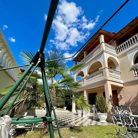 Guest House Pulake Берат Экстерьер фото