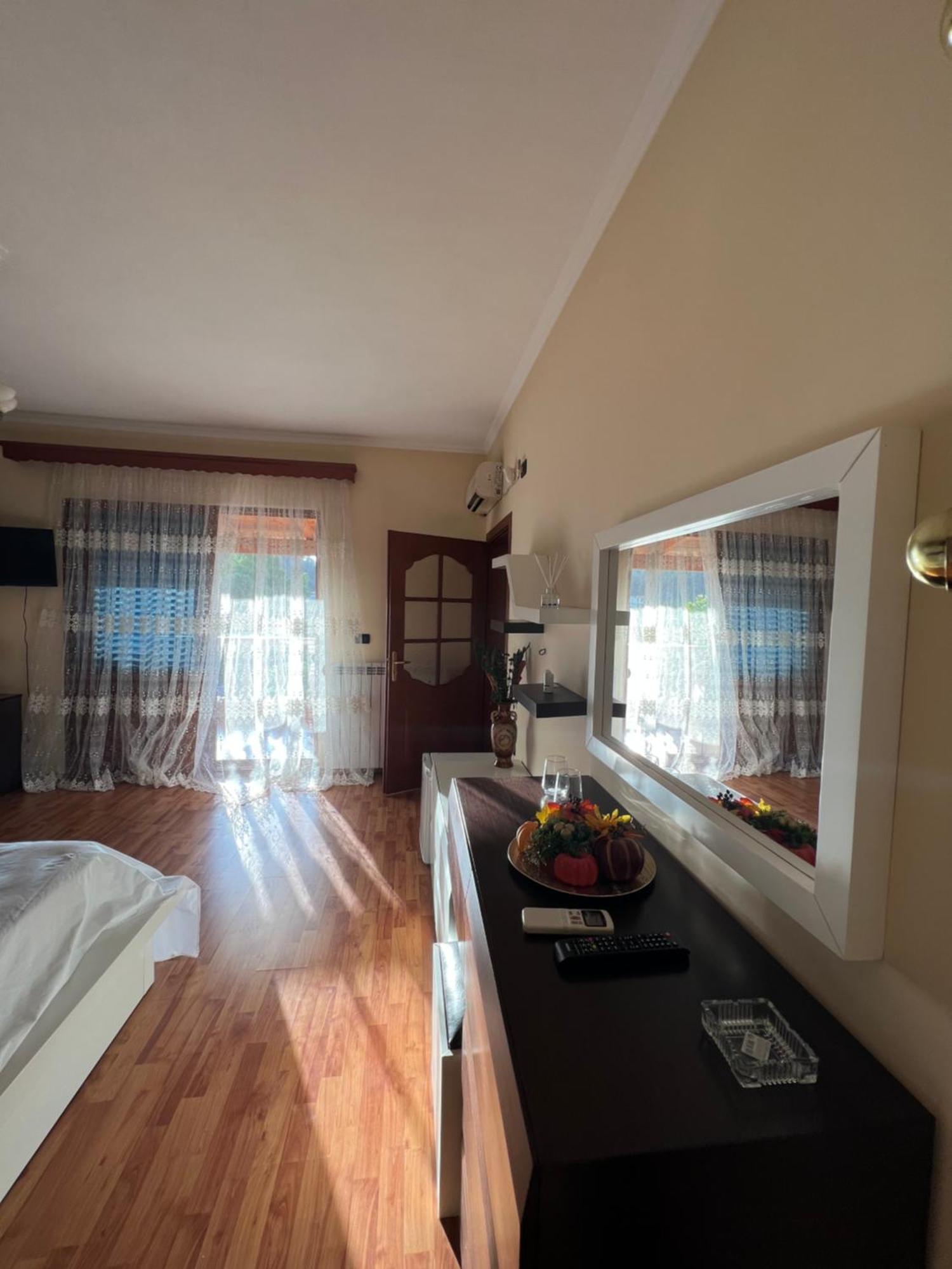 Guest House Pulake Берат Экстерьер фото